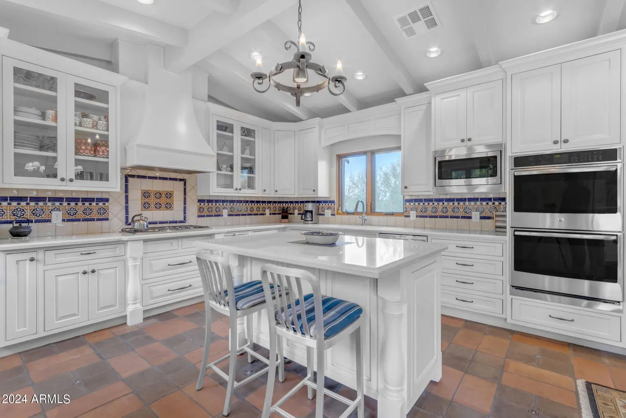 paradise valley homes for sale - kitchen of 5567 E MCDONALD DR, Paradise Valley